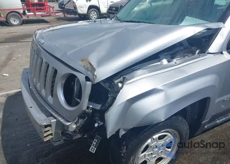 2016 Jeep Patriot Sport z USA, uszkodzony, nr VIN 1C4NJPBA2GD809309